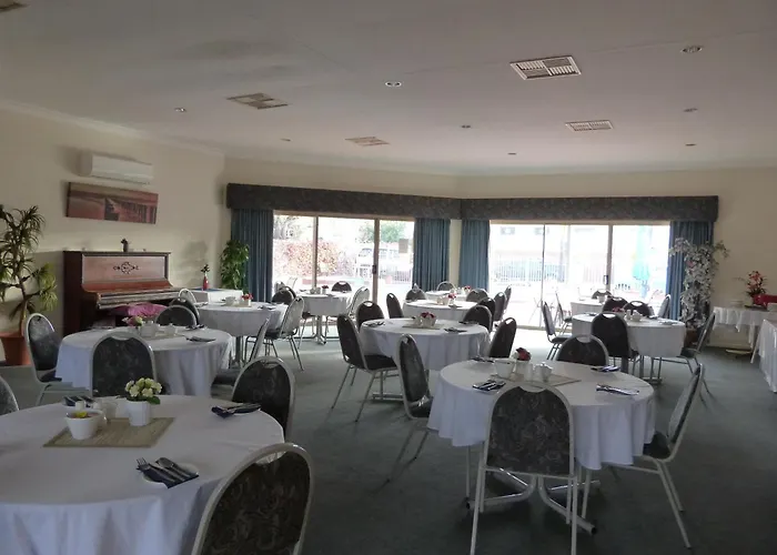 Glenelg Motel